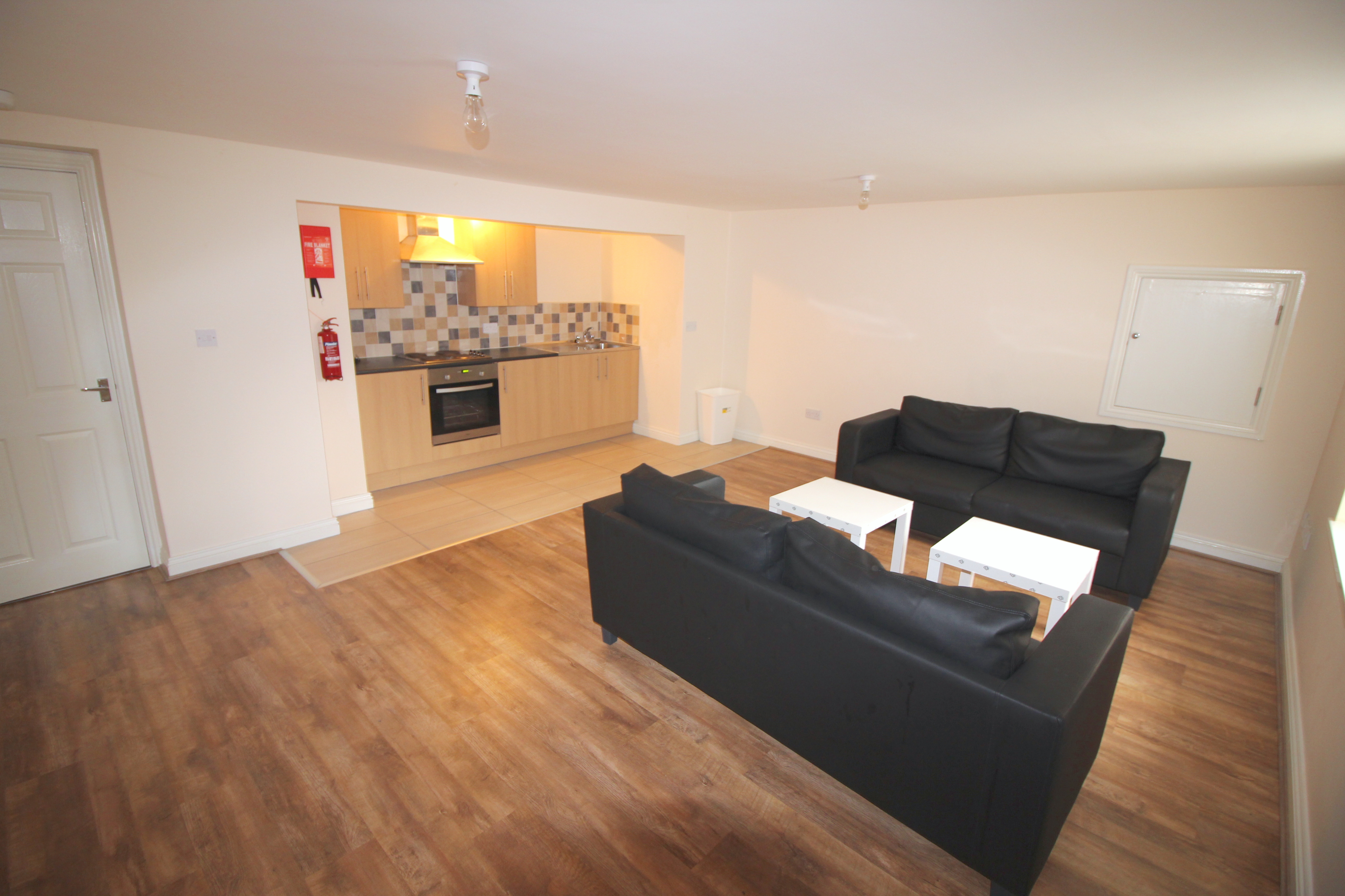 8 Bed Student House, Victoria Street NE4 £130.00 PPPW
